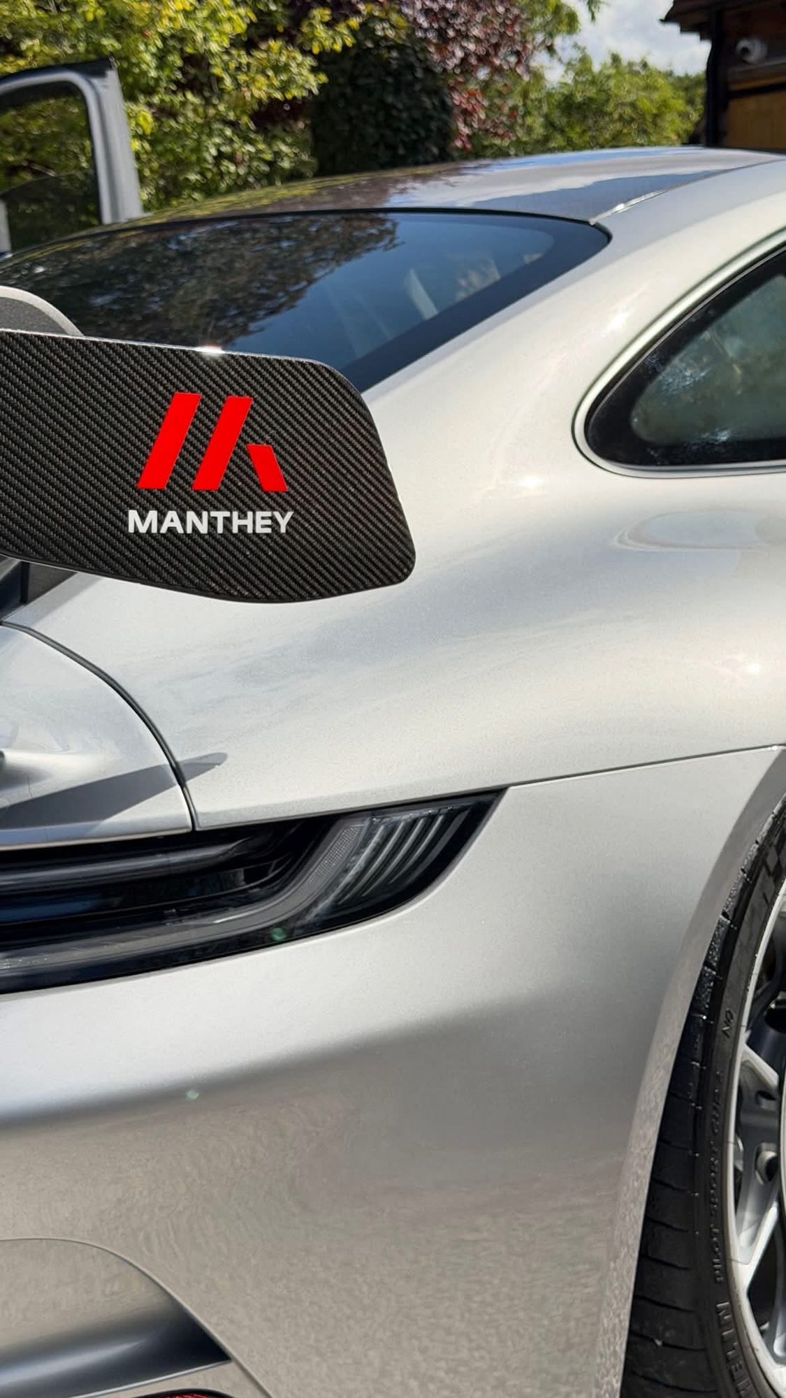 Porsche 911 GT3 shown in the supplied machine polishing photos