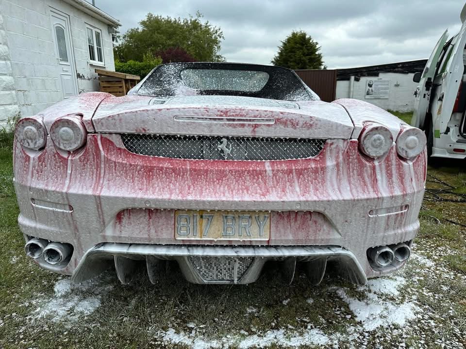 vehicle shown in the supplied convertible roof cleaning photos