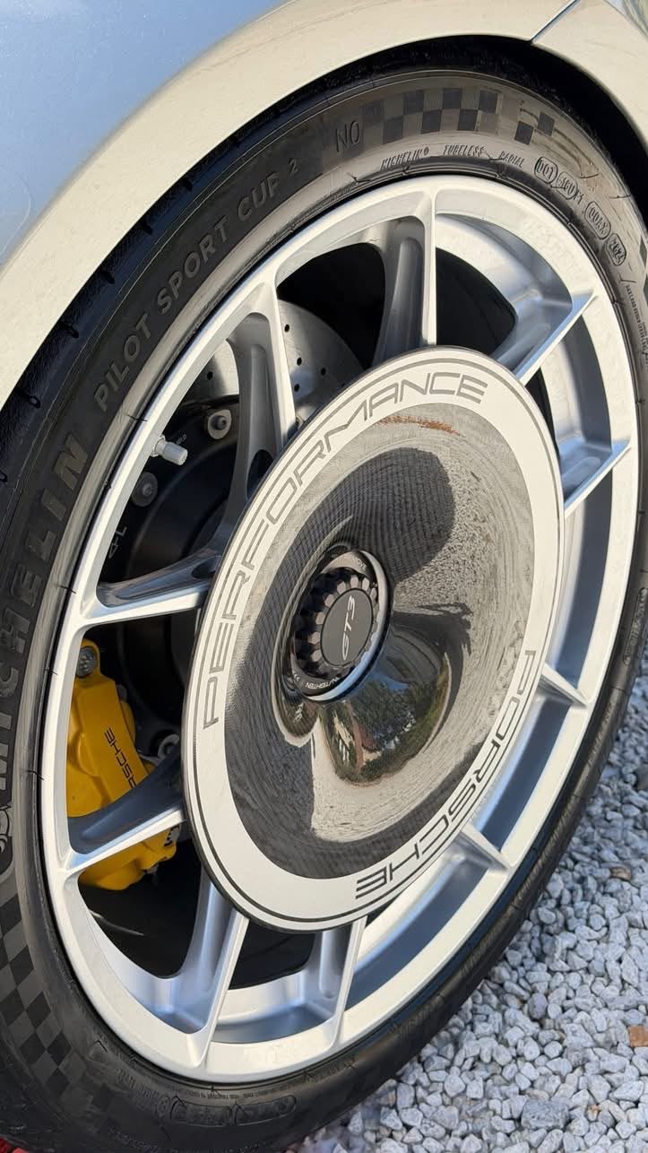 Porsche 911 GT3 Wheel shown in the supplied deep cleans photos
