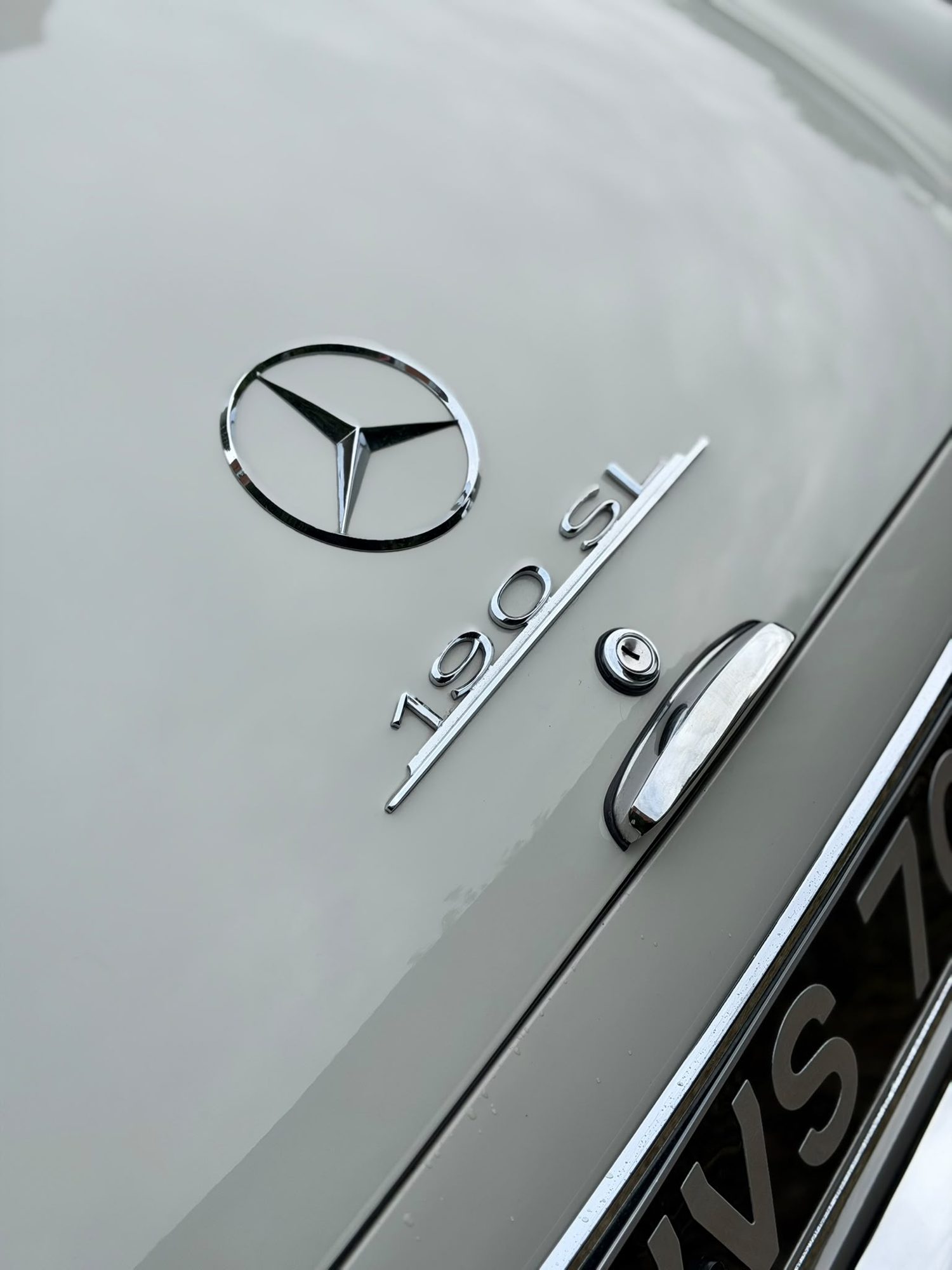 vehicle shown in the supplied machine polishing photos